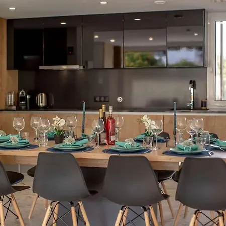 Marivital I Luxury I Heated Pool I Old Town