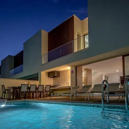 Marivital I Luxury I Heated Pool I Old Town البوفيرا