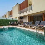 Marivital I Luxury I Heated Pool I Old Town