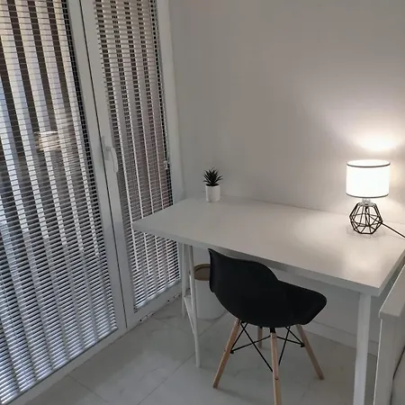 Вілла Marivital I Luxury I Heated Pool I Old Town Албуфейра