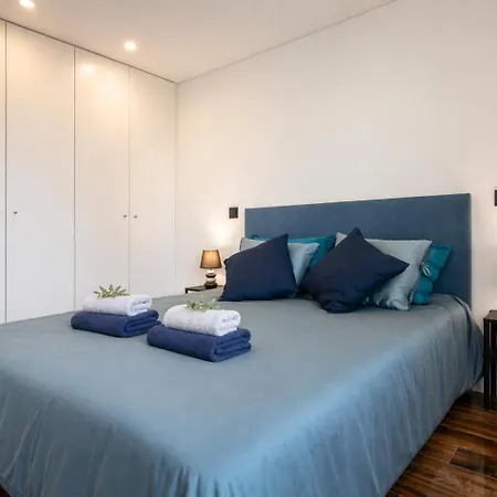 Вилла Marivital I Luxury I Heated Pool I Old Town Албуфейра